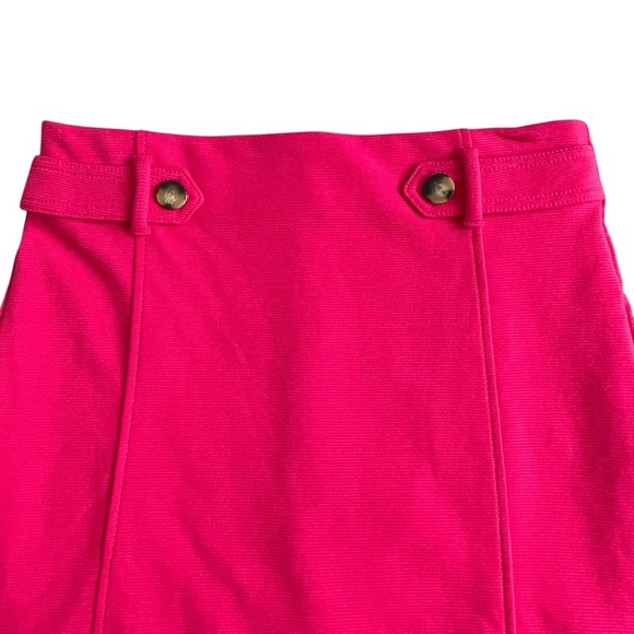 Ann Taylor Pink Mini Skirt Women’s Size 6 Lined Textured Fabric - Picture 2 of 8